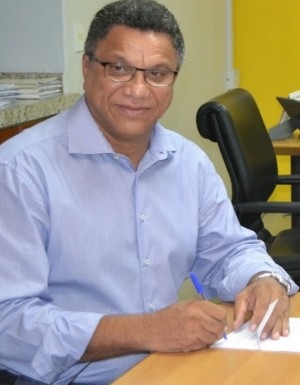 Ex-prefeito Fernando Gabriel.