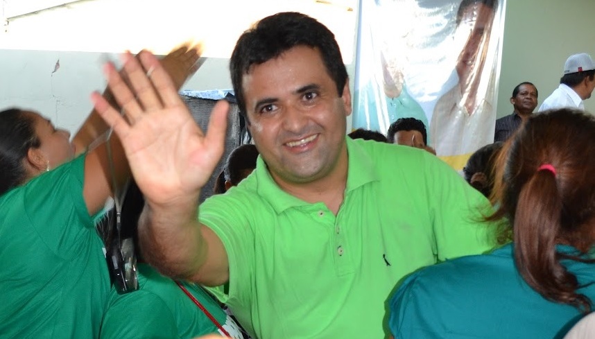 Prefeito do município, Nelson Horácio Macedo Fonseca.
